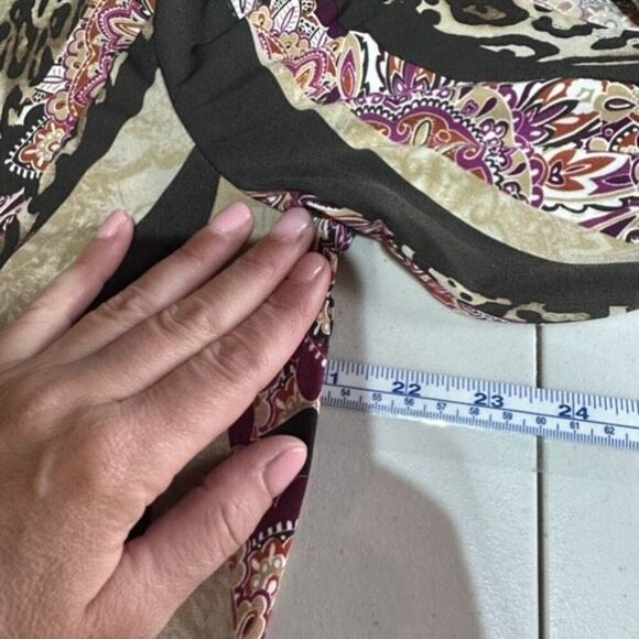 Chico’s Top Size Medium Mixed Print Floral Leopard Long Sleeve Stretch Travel - Picture 7 of 11